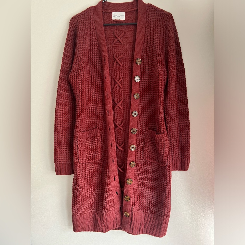 Women’s Medium Cardigan Sweater